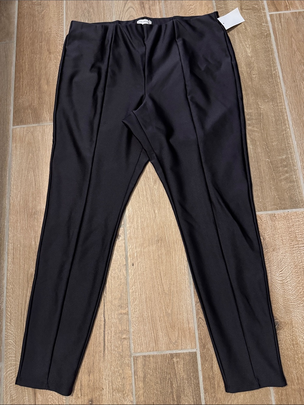 Good American Black Tailored Dress Pants, super stretch holds you in!